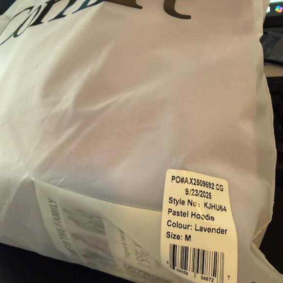 Comfrt Lavender Hoodie size Medium *in original packaging - Picture 8 of 8